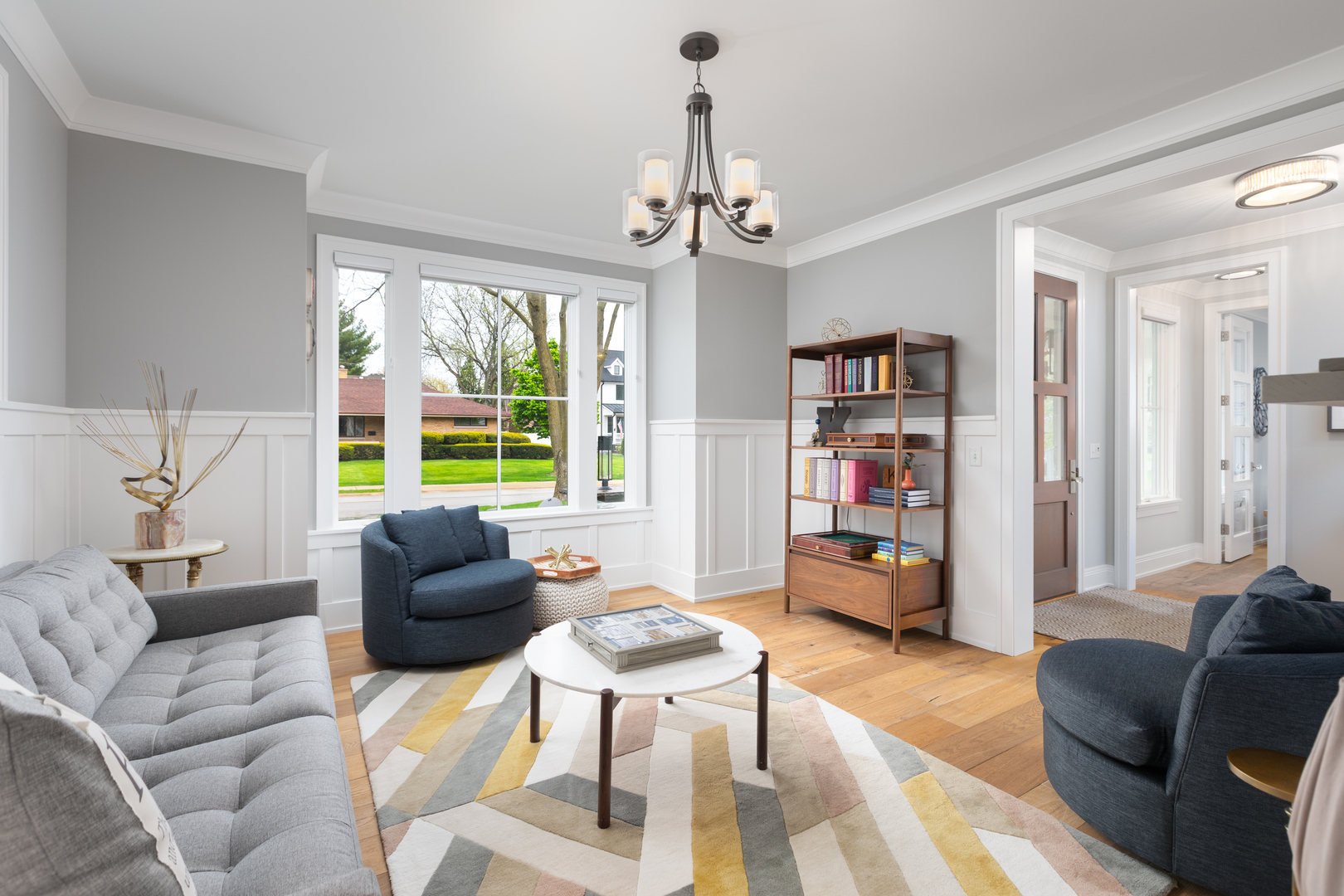 33 N Fremont Street, Naperville, IL 60540