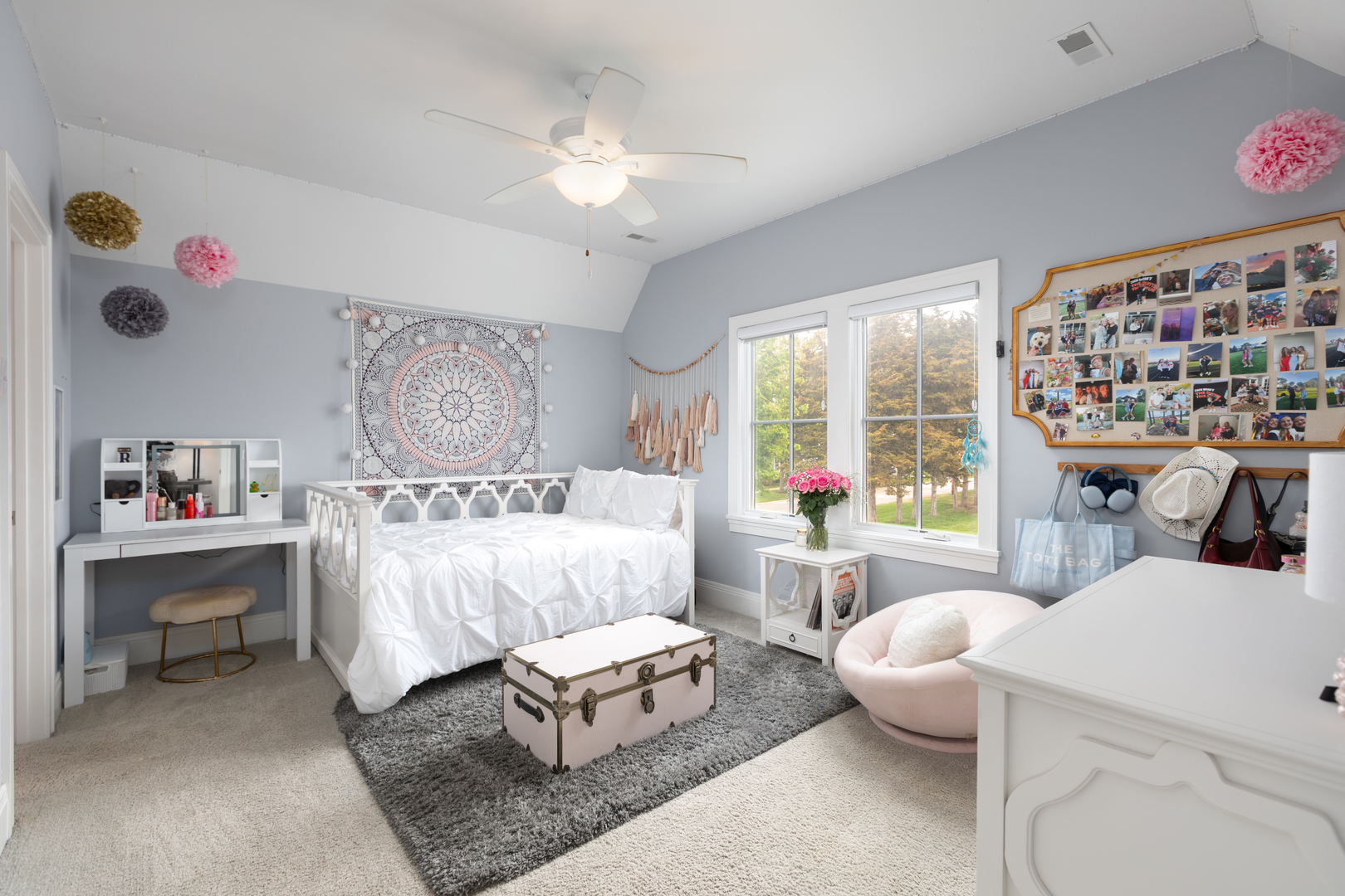 33 N Fremont Street, Naperville, IL 60540
