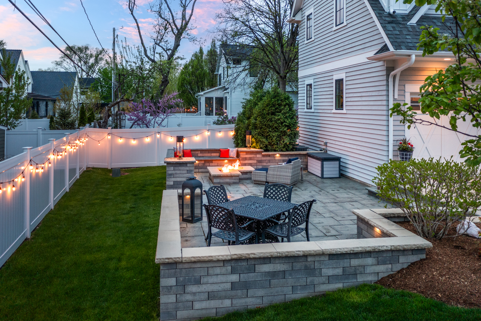 33 N Fremont Street, Naperville, IL 60540