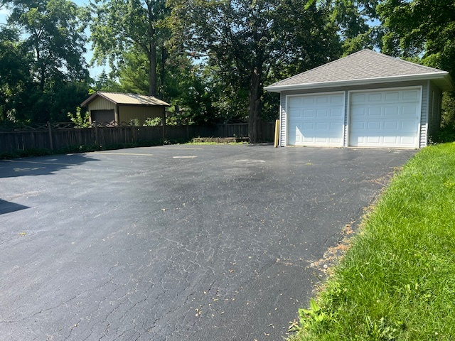 4052 Old Grand Avenue, Gurnee, IL 60031