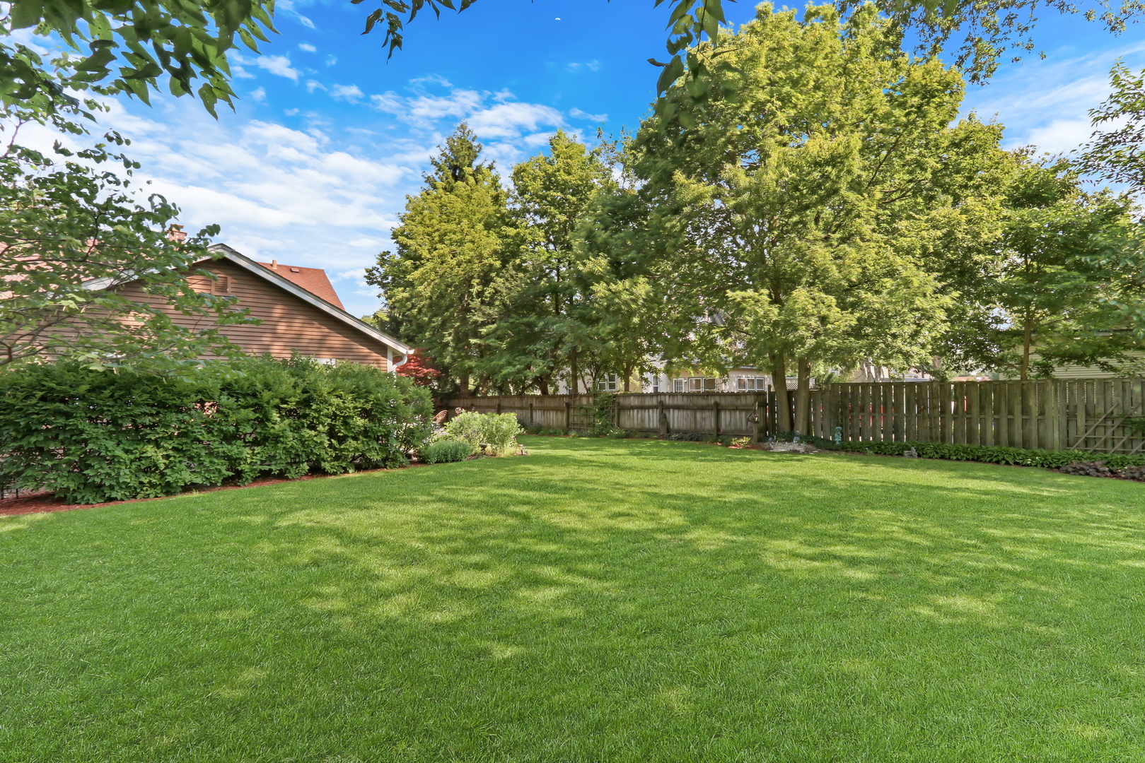 654 Main Street, Antioch, IL 60002