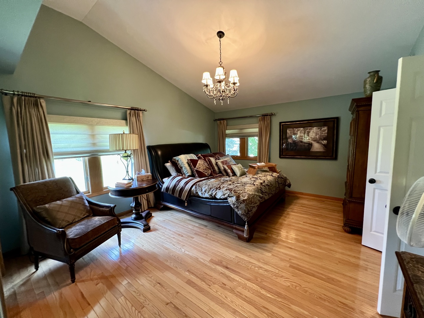 38W715 Bonnie Court, St. Charles, IL 60175