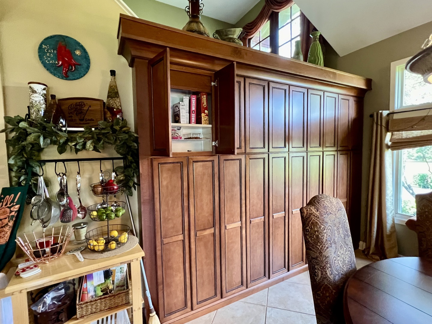 38W715 Bonnie Court, St. Charles, IL 60175