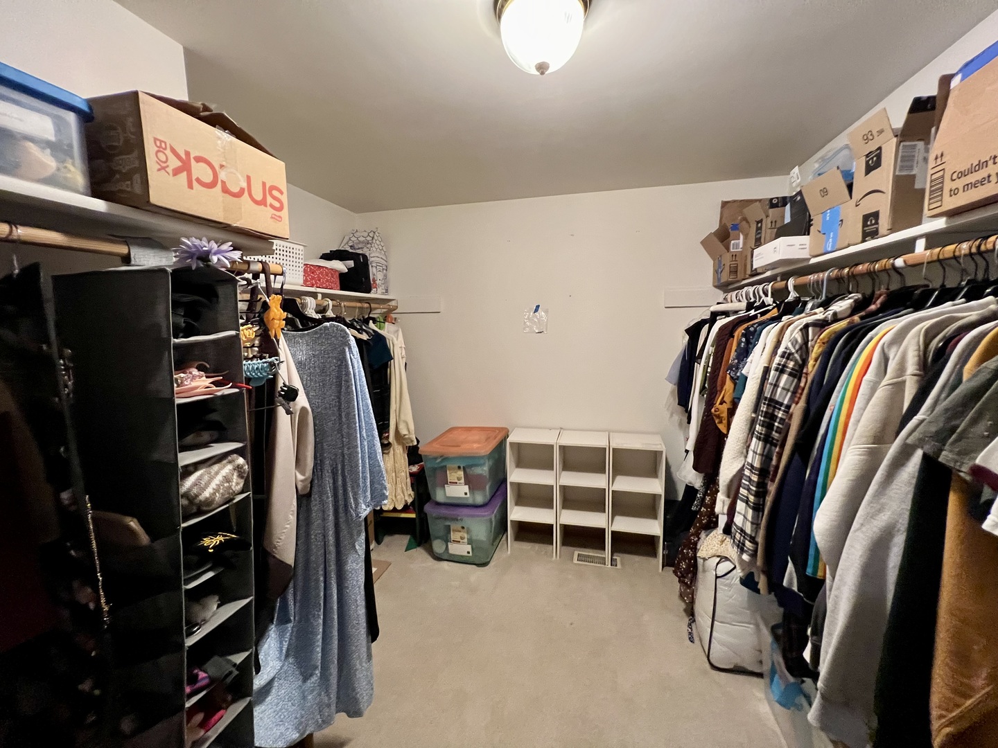 38W715 Bonnie Court, St. Charles, IL 60175