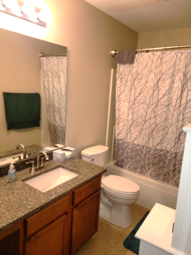 296 N Cardinal Street, Cortland, IL 60112