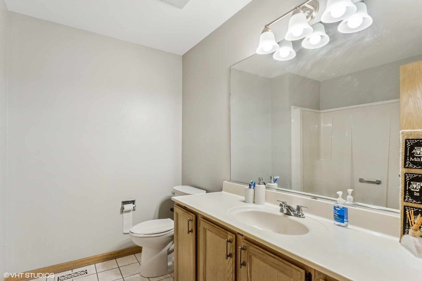 117 Cammeron Court, Aurora, IL 60504