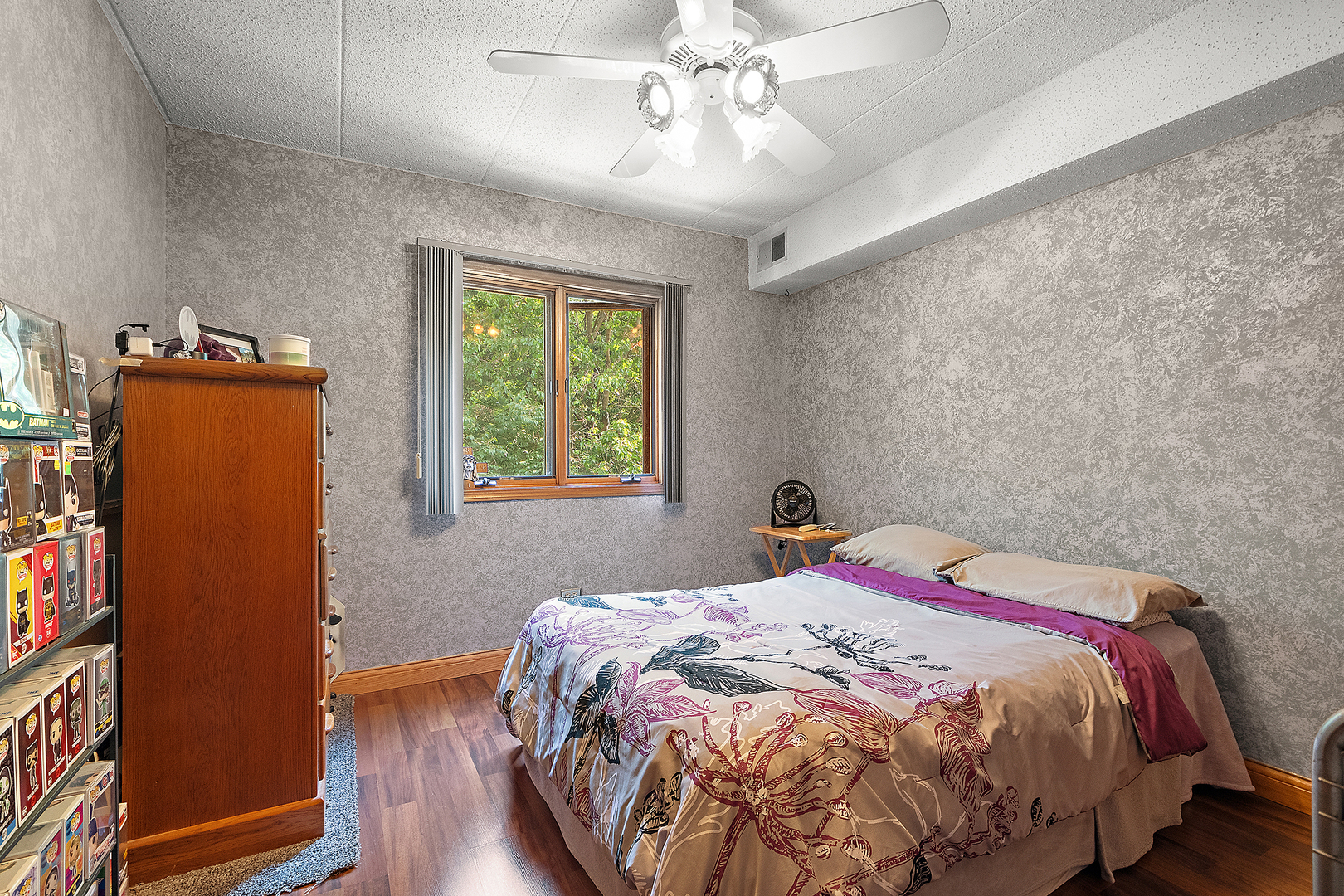 8425 W 95th Street #27, Hickory Hills, IL 60457
