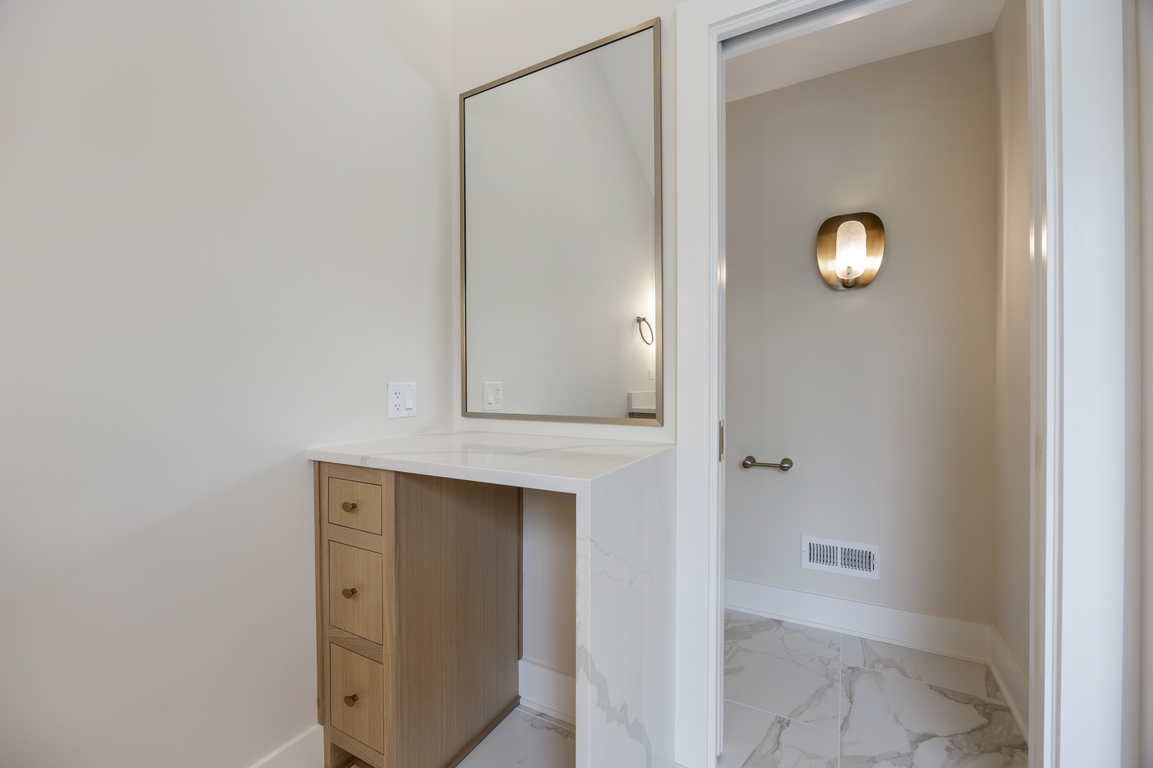 23w731 Hobson Road, Naperville, IL 60564