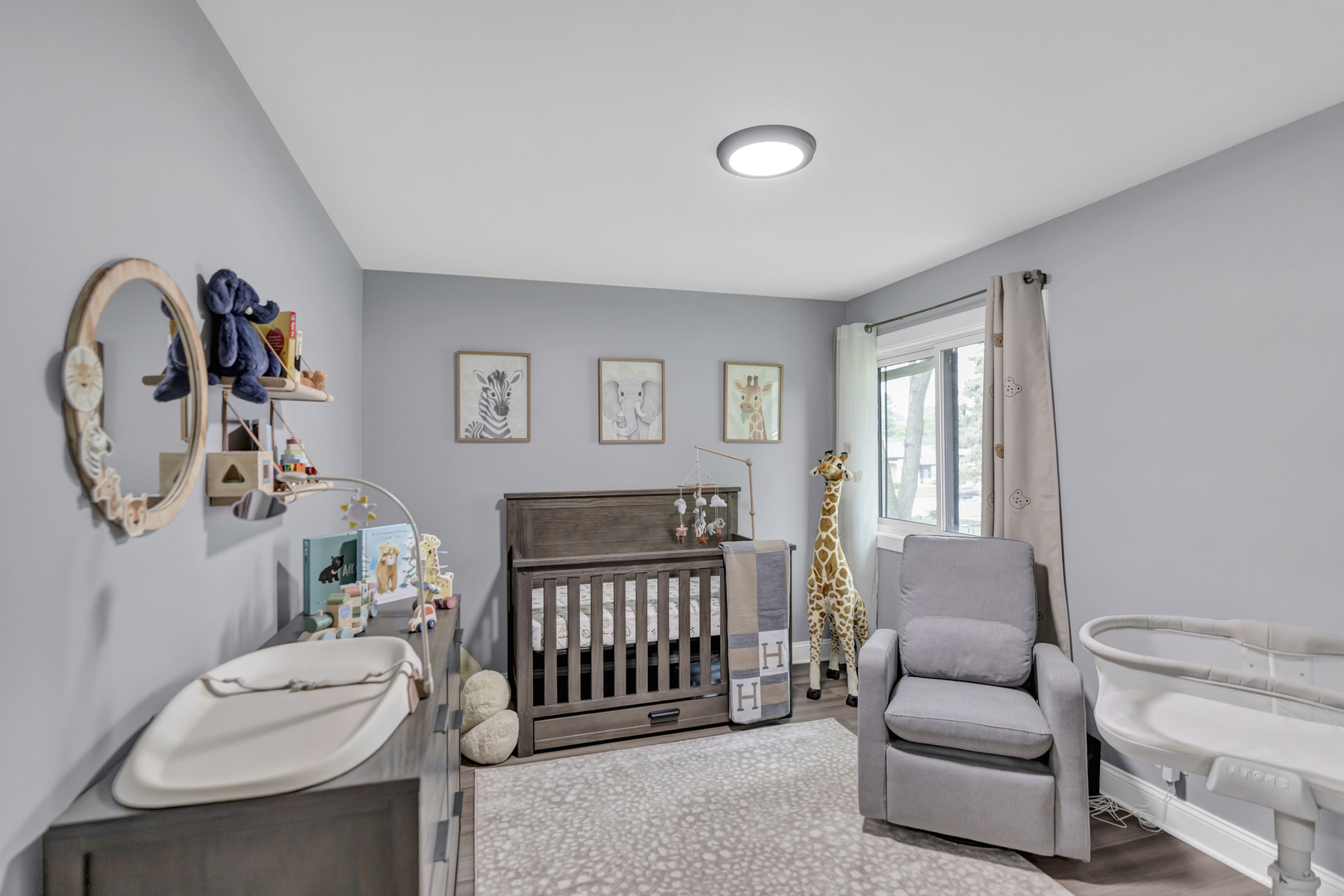 755 N Woodfield Trail, Roselle, IL 60172