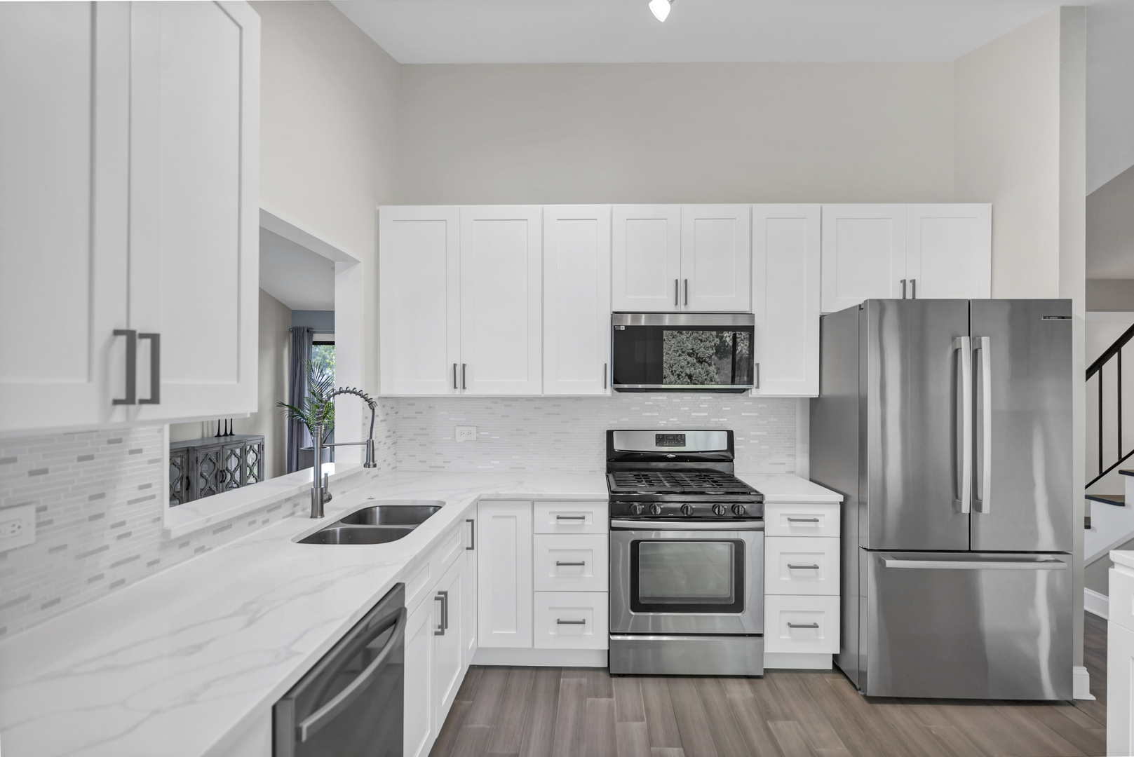 755 N Woodfield Trail, Roselle, IL 60172