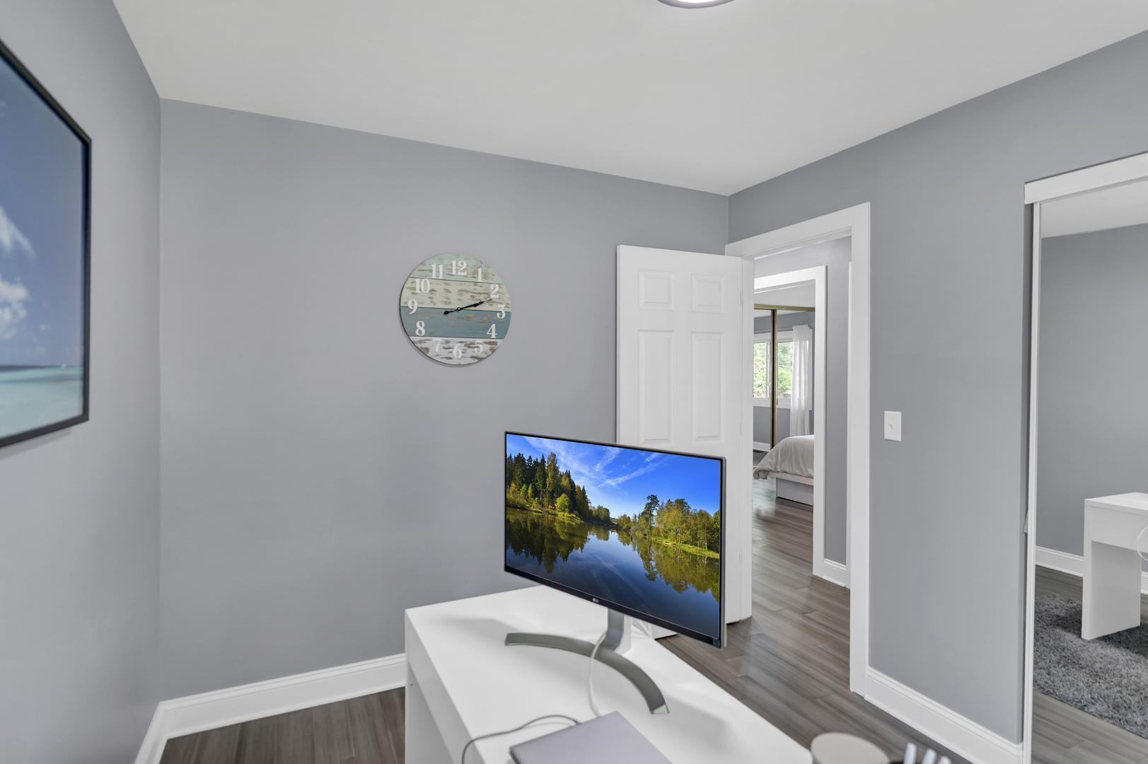 755 N Woodfield Trail, Roselle, IL 60172