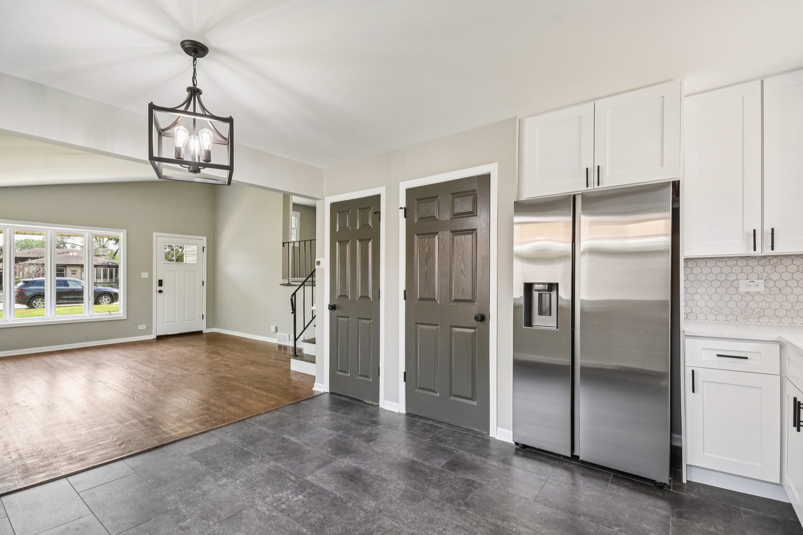 329 E Jefferson Street, Bensenville, IL 60106