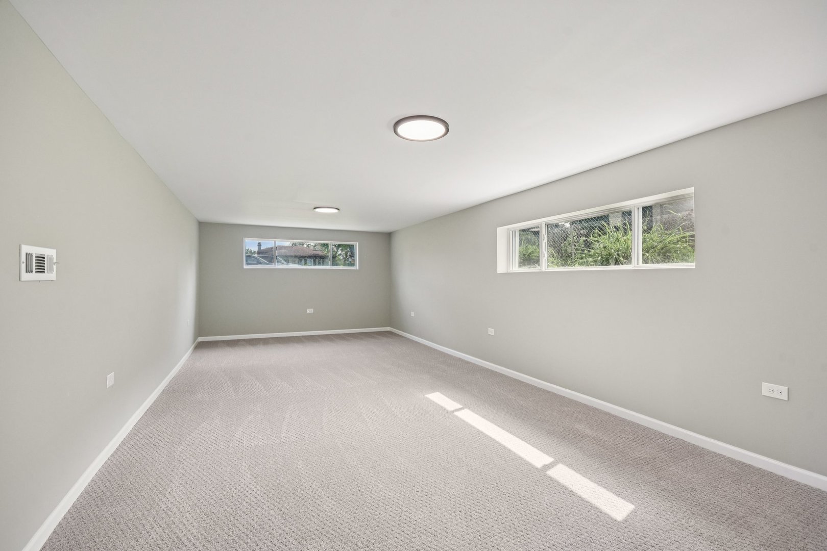 329 E Jefferson Street, Bensenville, IL 60106
