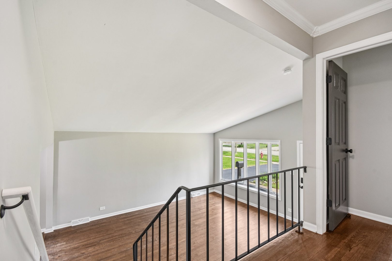 329 E Jefferson Street, Bensenville, IL 60106