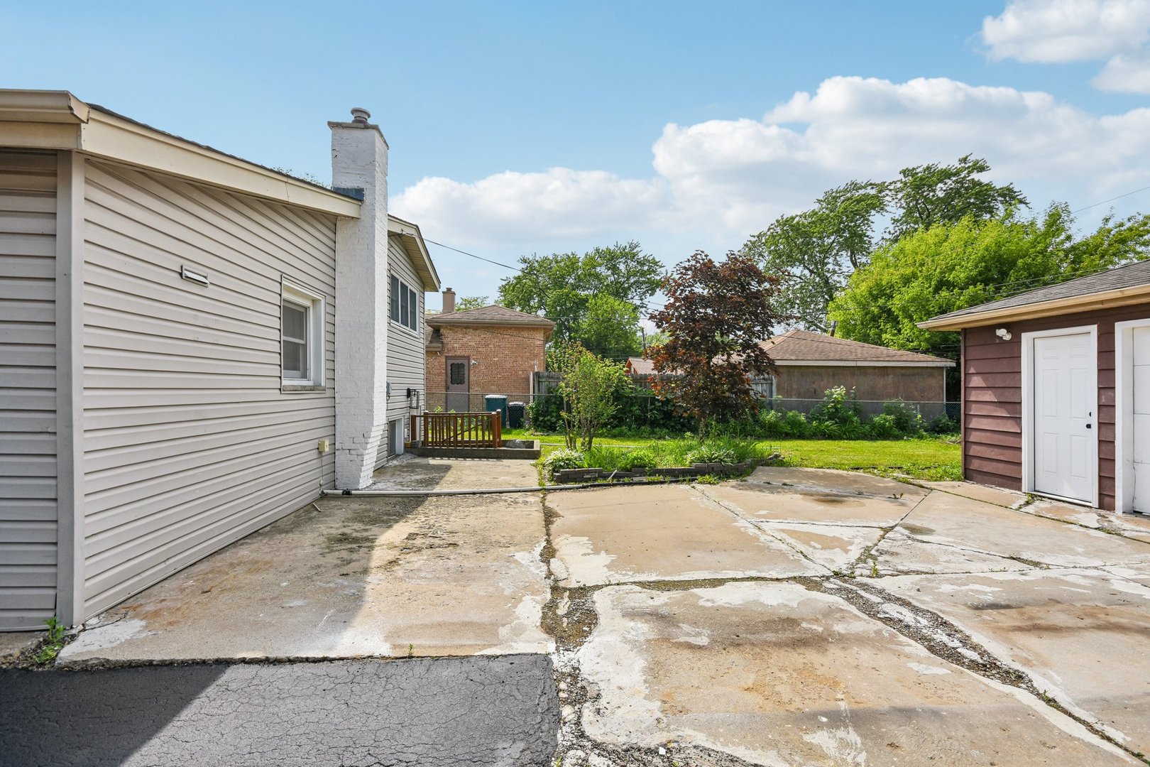 329 E Jefferson Street, Bensenville, IL 60106