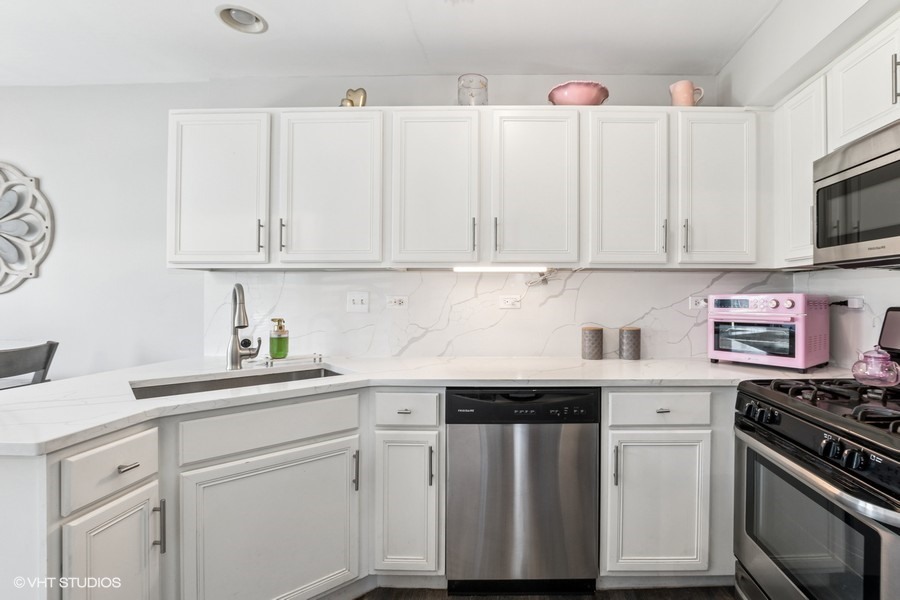 9210 W Westinghouse Court, Mokena, IL 60448