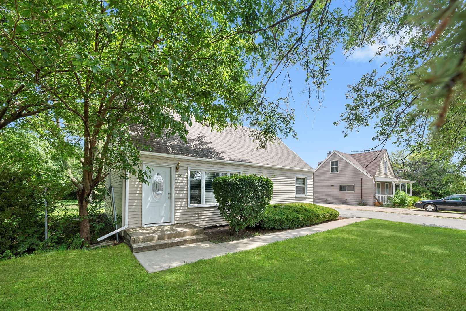 9417 S 78th Avenue, Hickory Hills, IL 60457