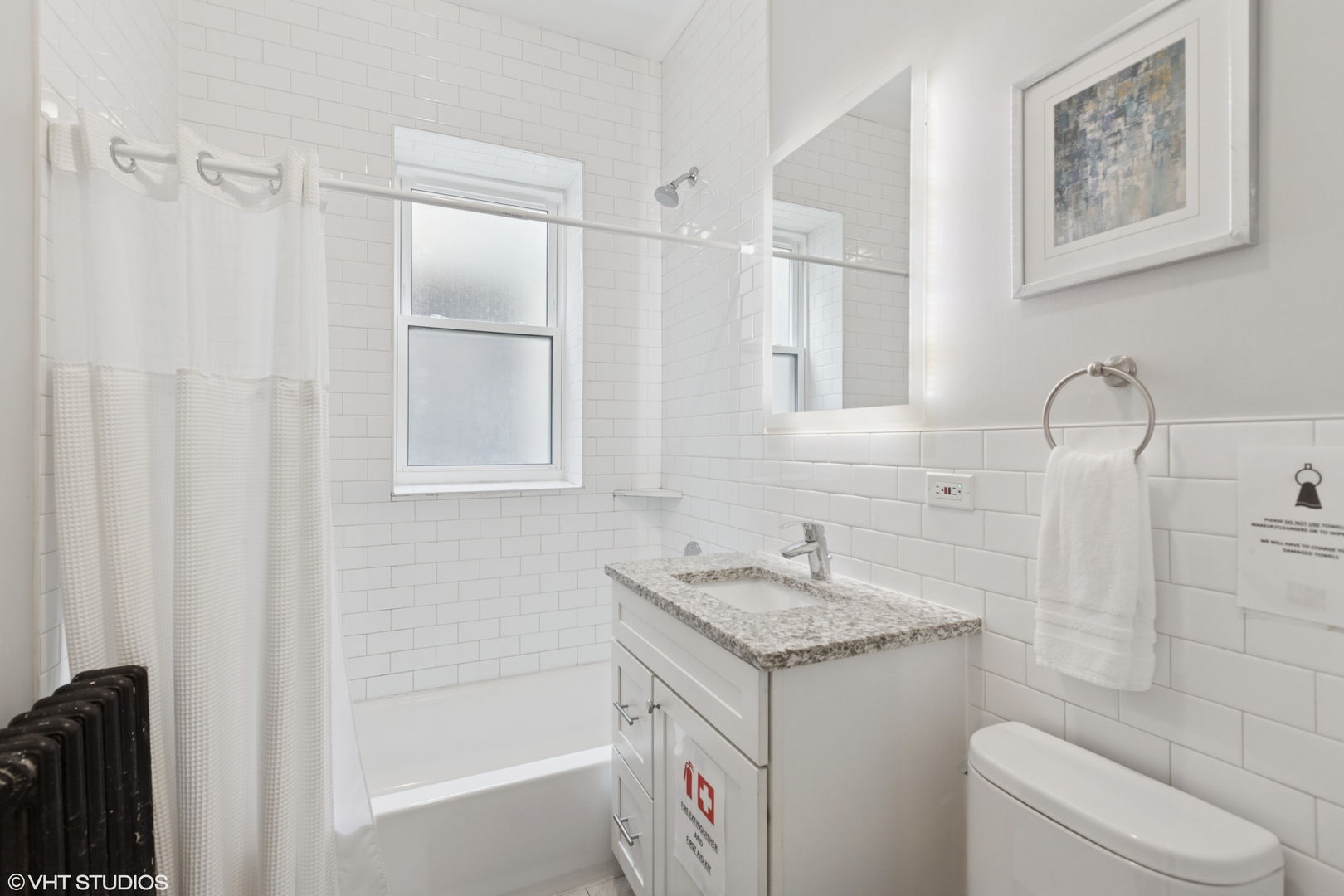 1510 W Montrose Avenue, Chicago, IL 60613