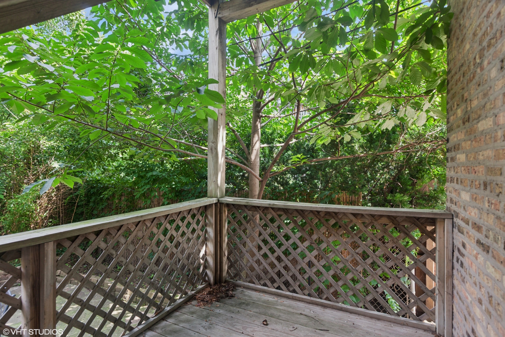1510 W Montrose Avenue, Chicago, IL 60613