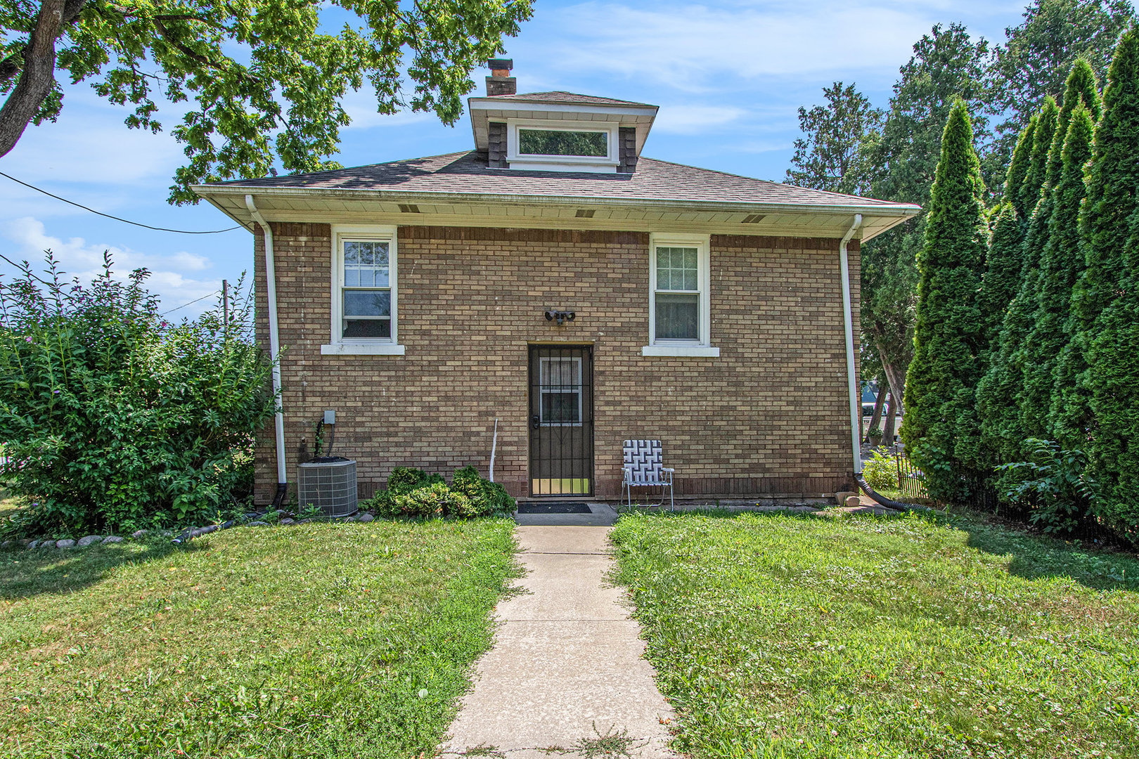 2862 Willowdale Road, Portage, IN 46368