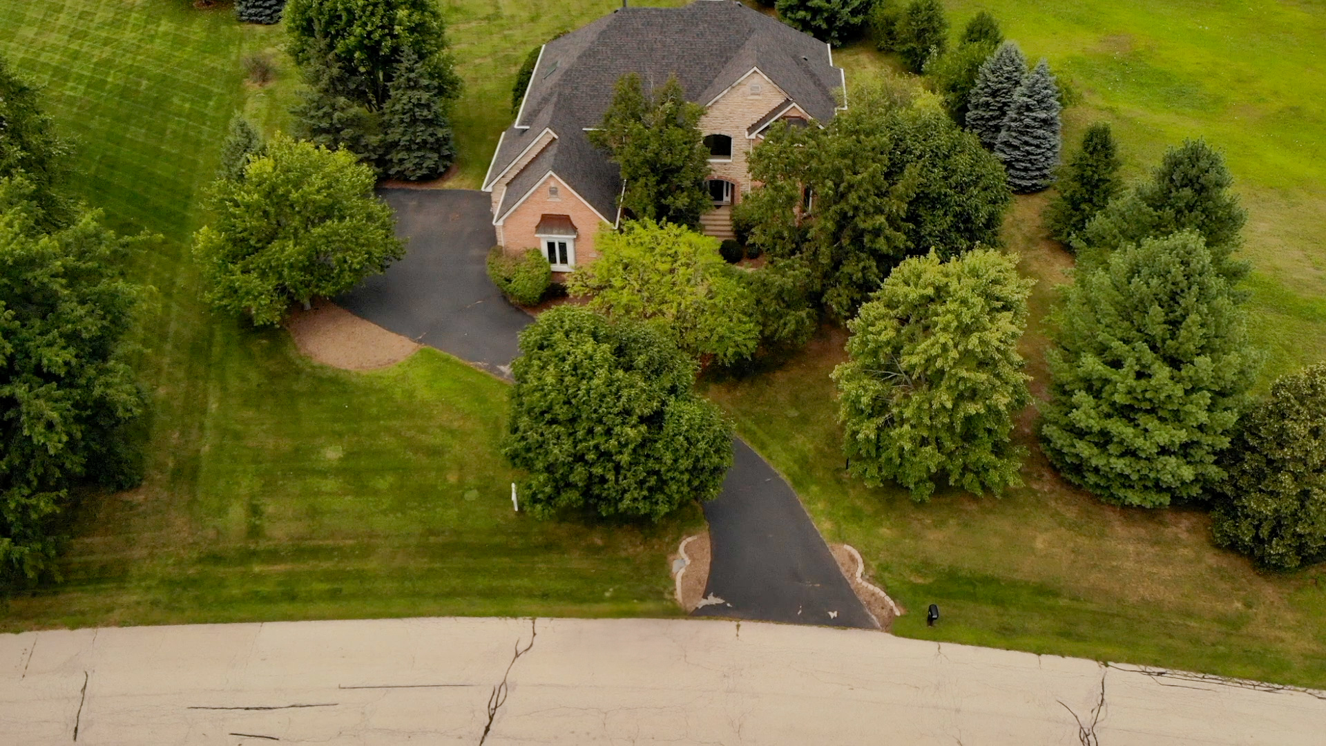 3702 W Homestead Trail, Crystal Lake, IL 60012