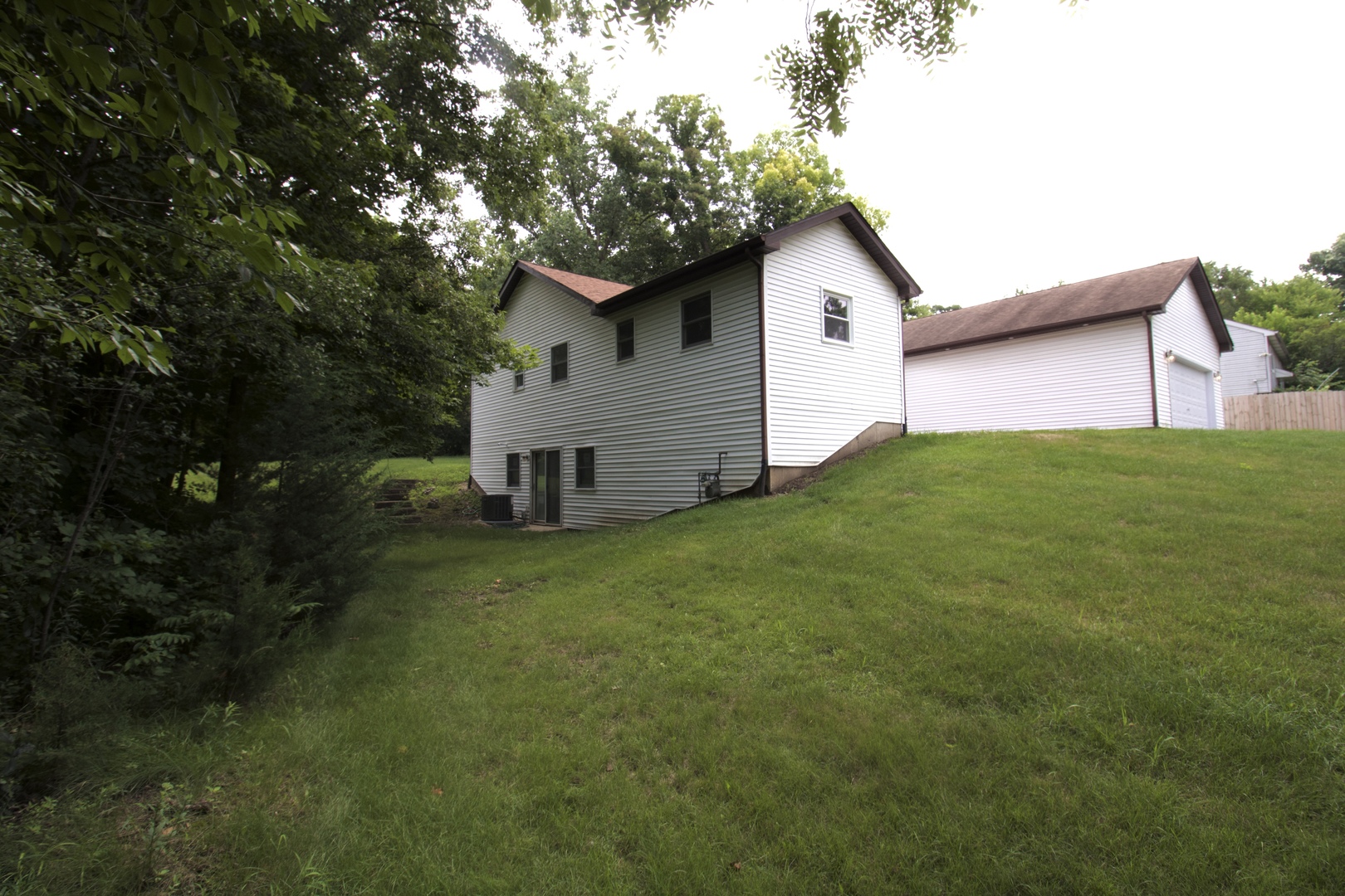 6N629 Sycamore Avenue, St. Charles, IL 60174