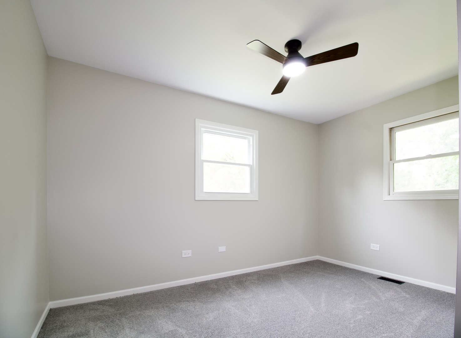6N629 Sycamore Avenue, St. Charles, IL 60174