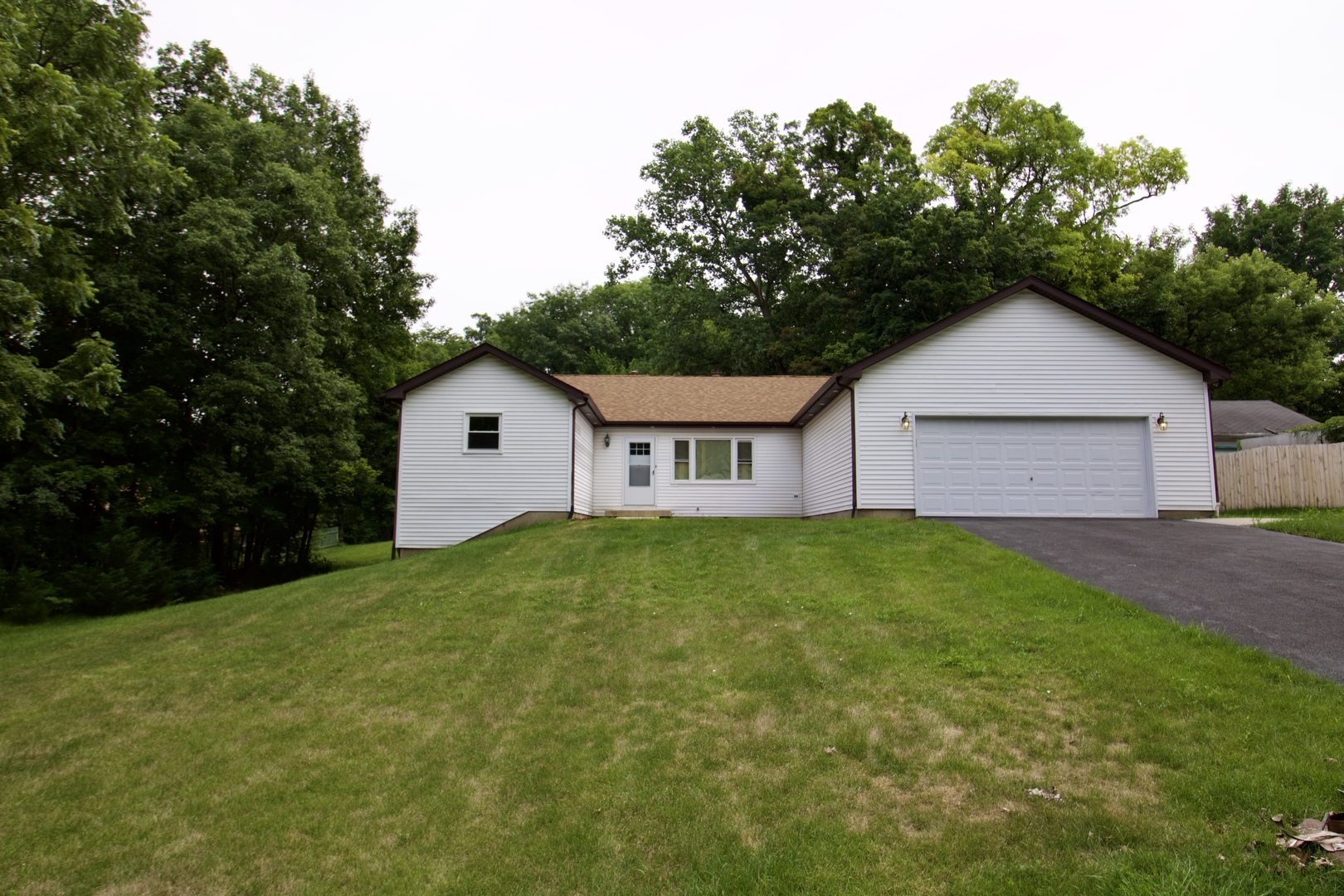 6N629 Sycamore Avenue, St. Charles, IL 60174