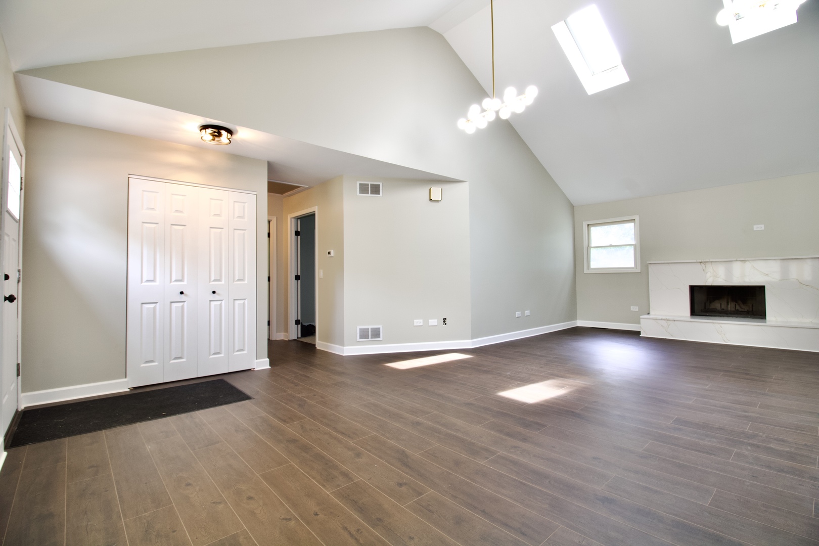 6N629 Sycamore Avenue, St. Charles, IL 60174