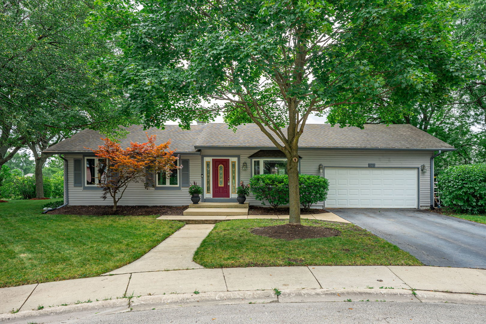 823 Anchor Court, Bartlett, IL 60103