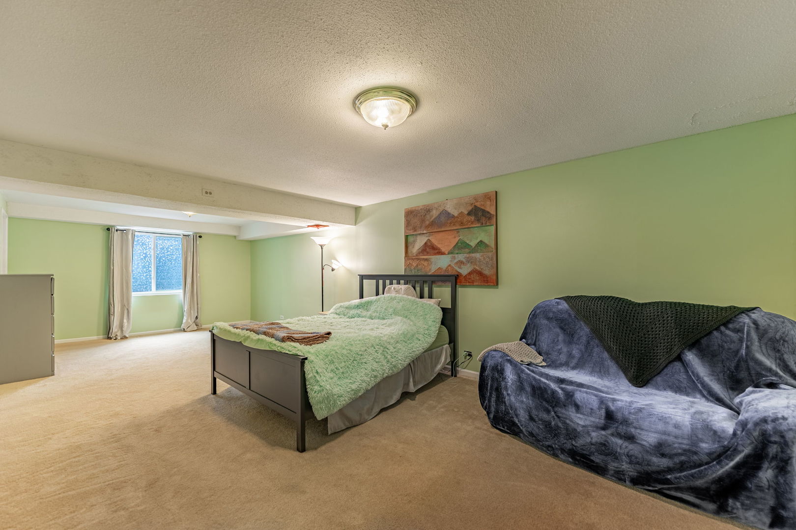823 Anchor Court, Bartlett, IL 60103