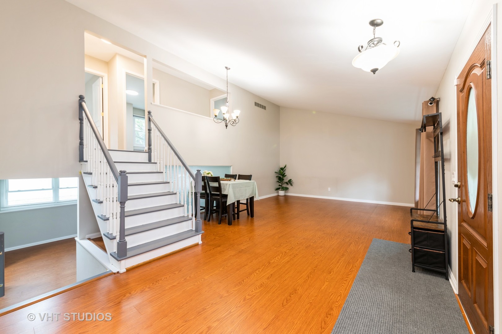 1716 Paddington Avenue, Naperville, IL 60563