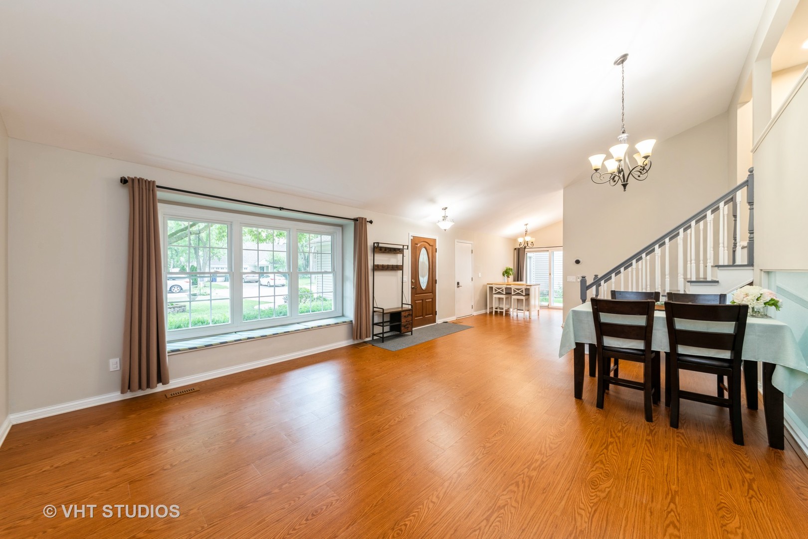 1716 Paddington Avenue, Naperville, IL 60563