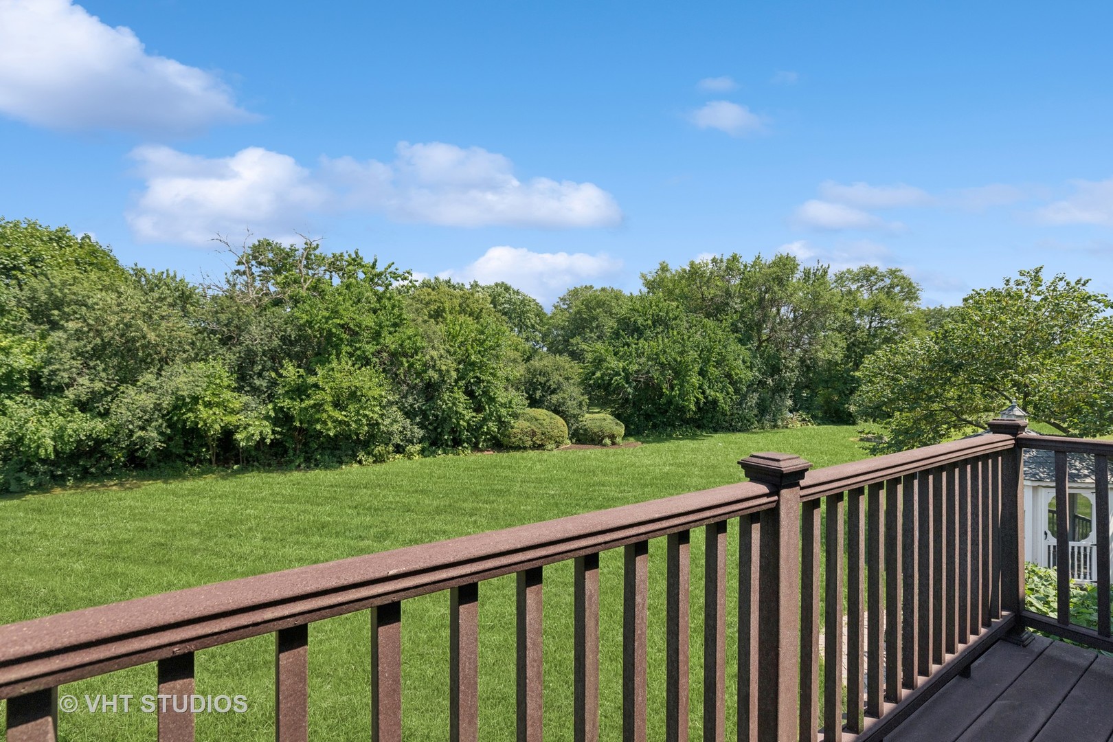 14 Trent Road, Hawthorn Woods, IL 60047
