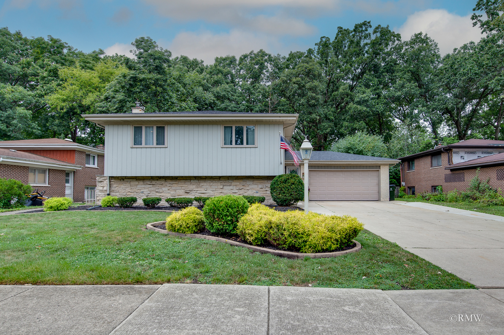 314 S Cedar Avenue, Wood Dale, IL 60191