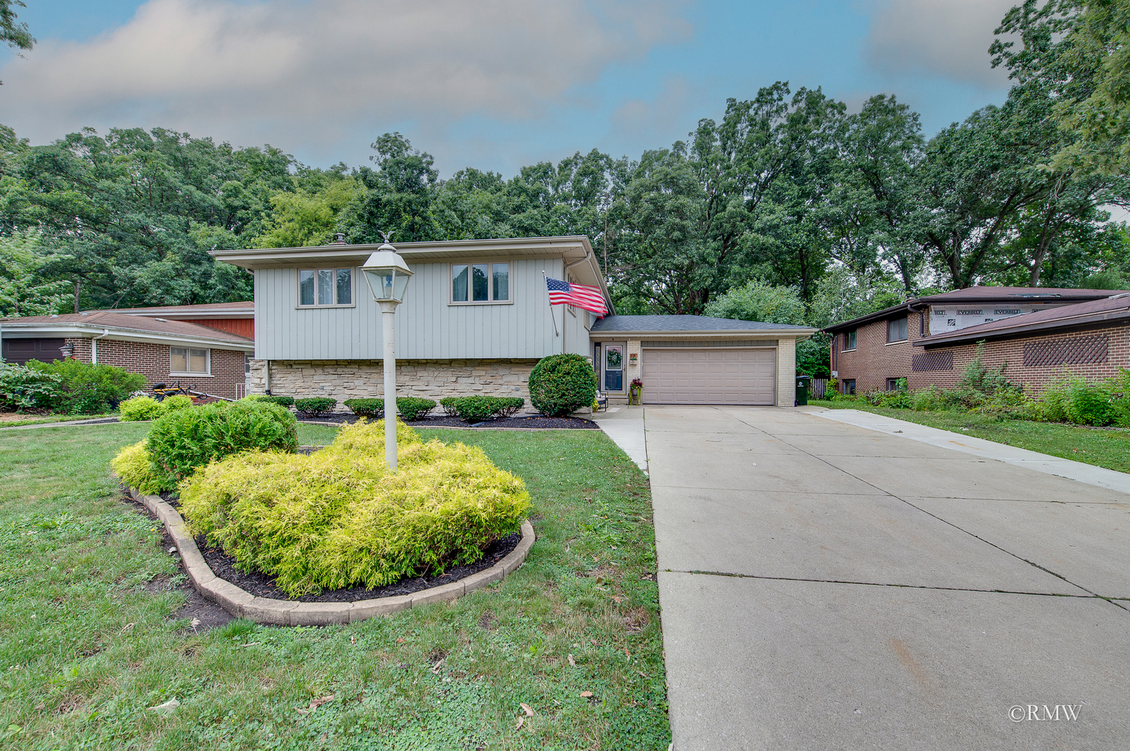 314 S Cedar Avenue, Wood Dale, IL 60191