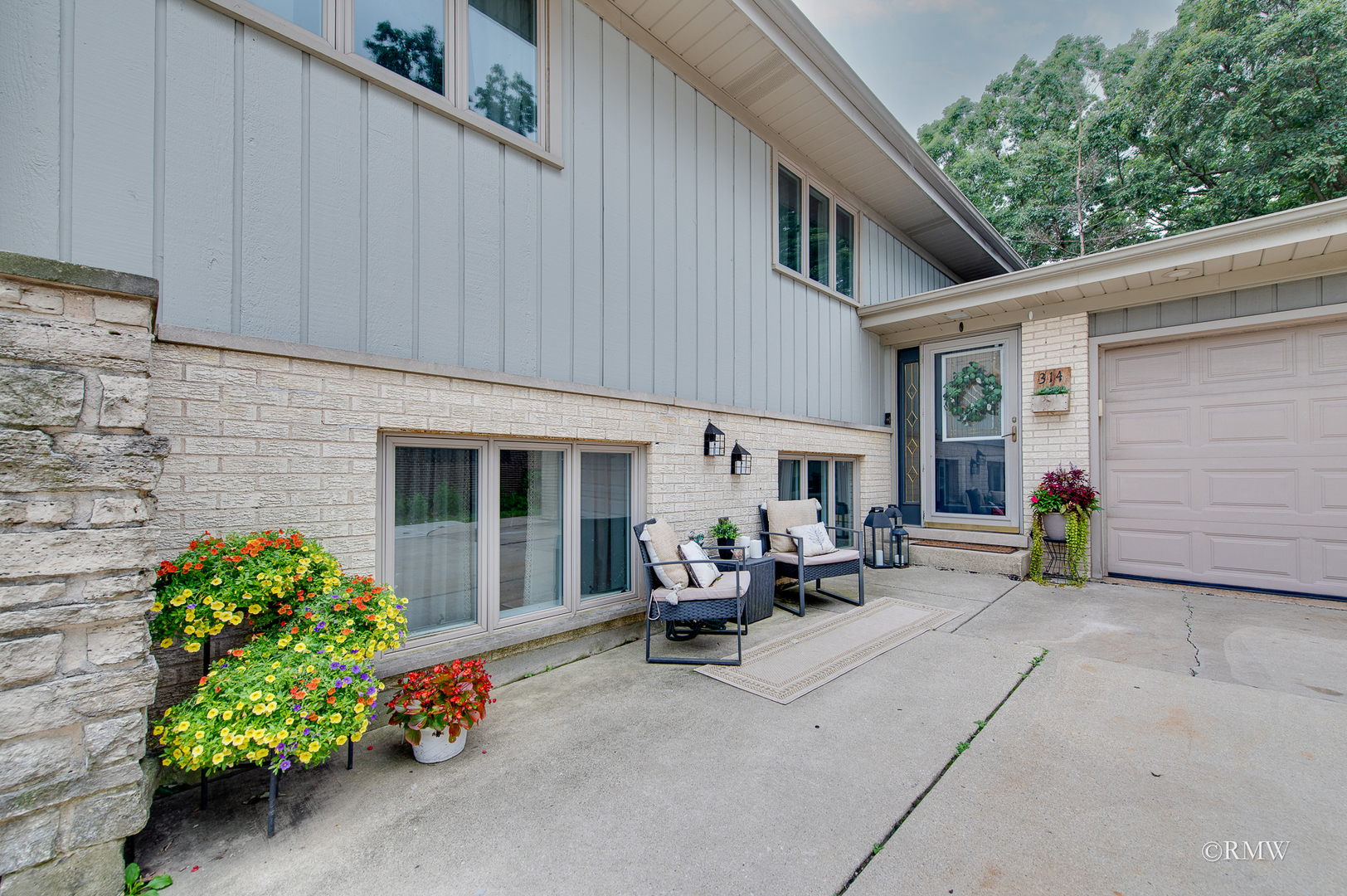 314 S Cedar Avenue, Wood Dale, IL 60191