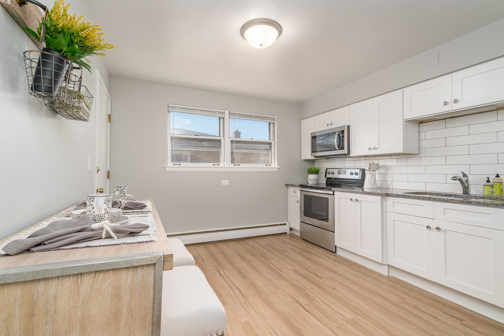 34 S Kensington Avenue #02, La Grange, IL 60525