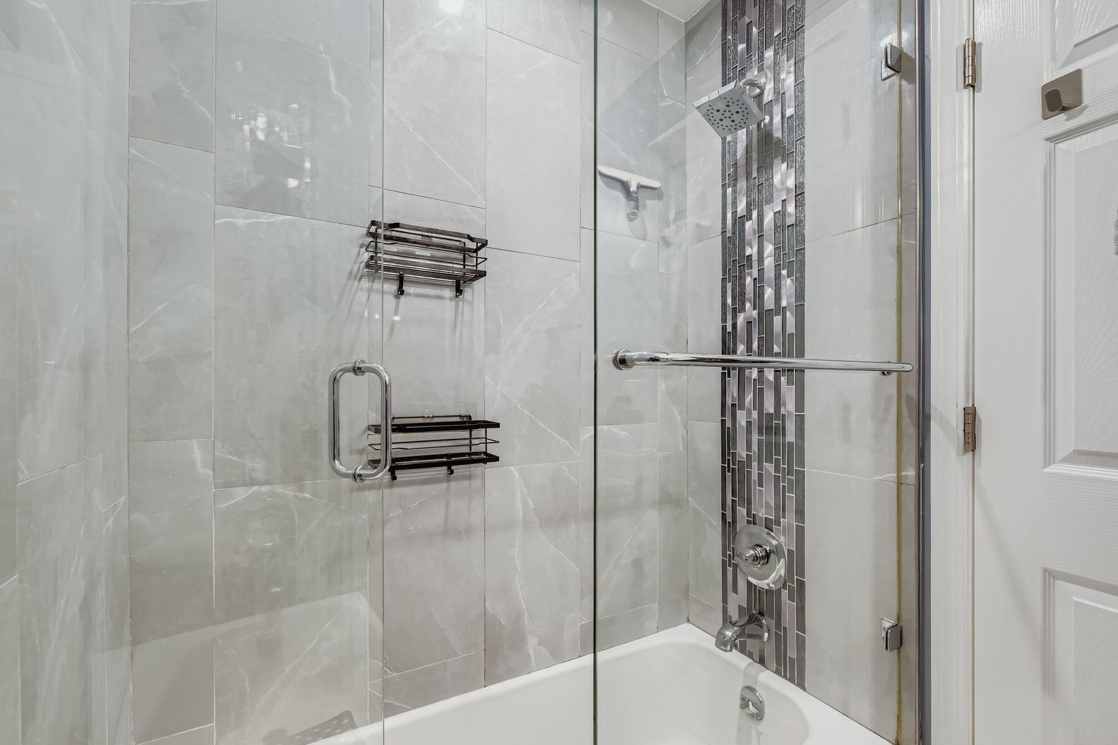 1045 Hampton Harbor #1045, Schaumburg, IL 60193