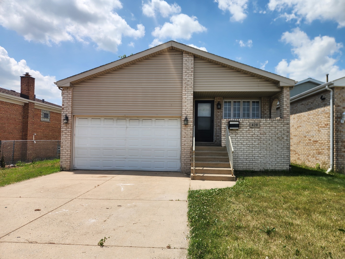 428 Saginaw Avenue, Calumet City, IL 60409