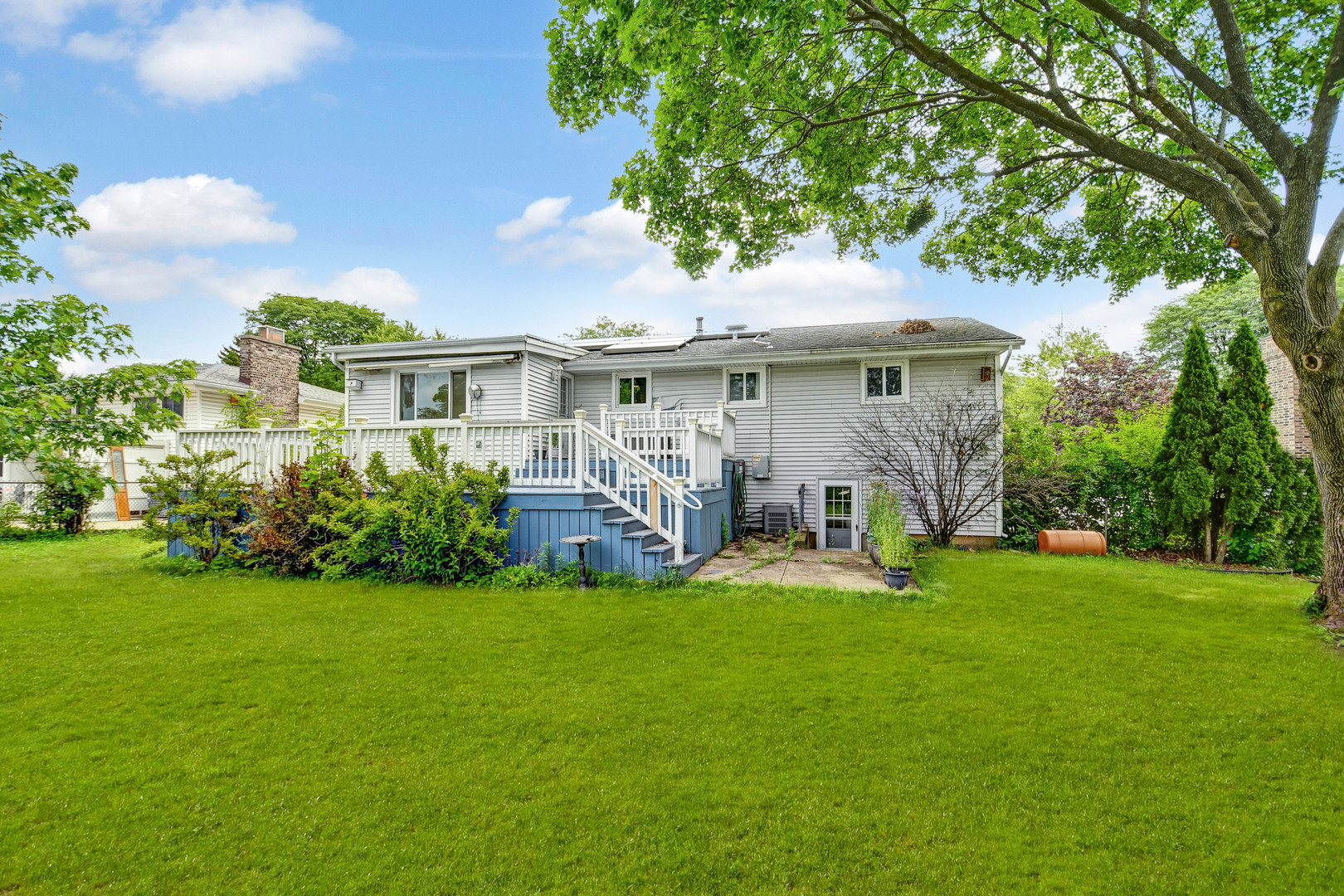 630 Clover Lane, Schaumburg, IL 60193