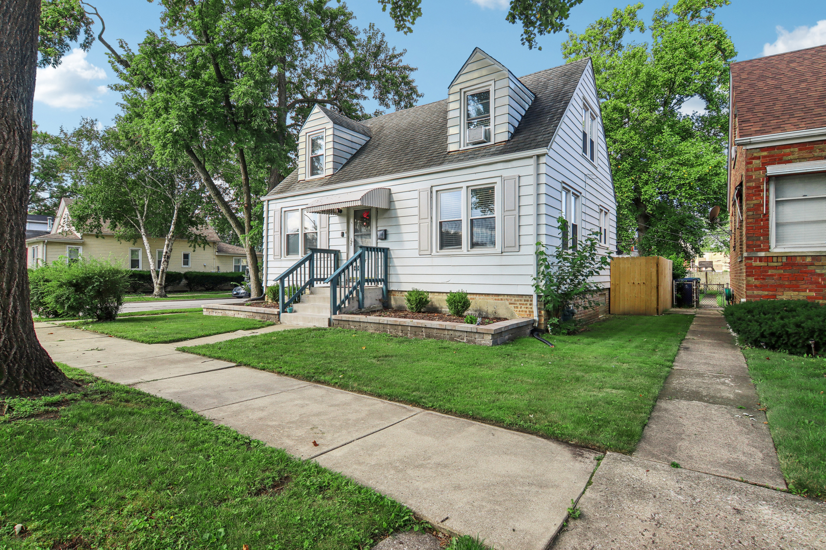 9258 S Albany Avenue, Evergreen Park, IL 60805