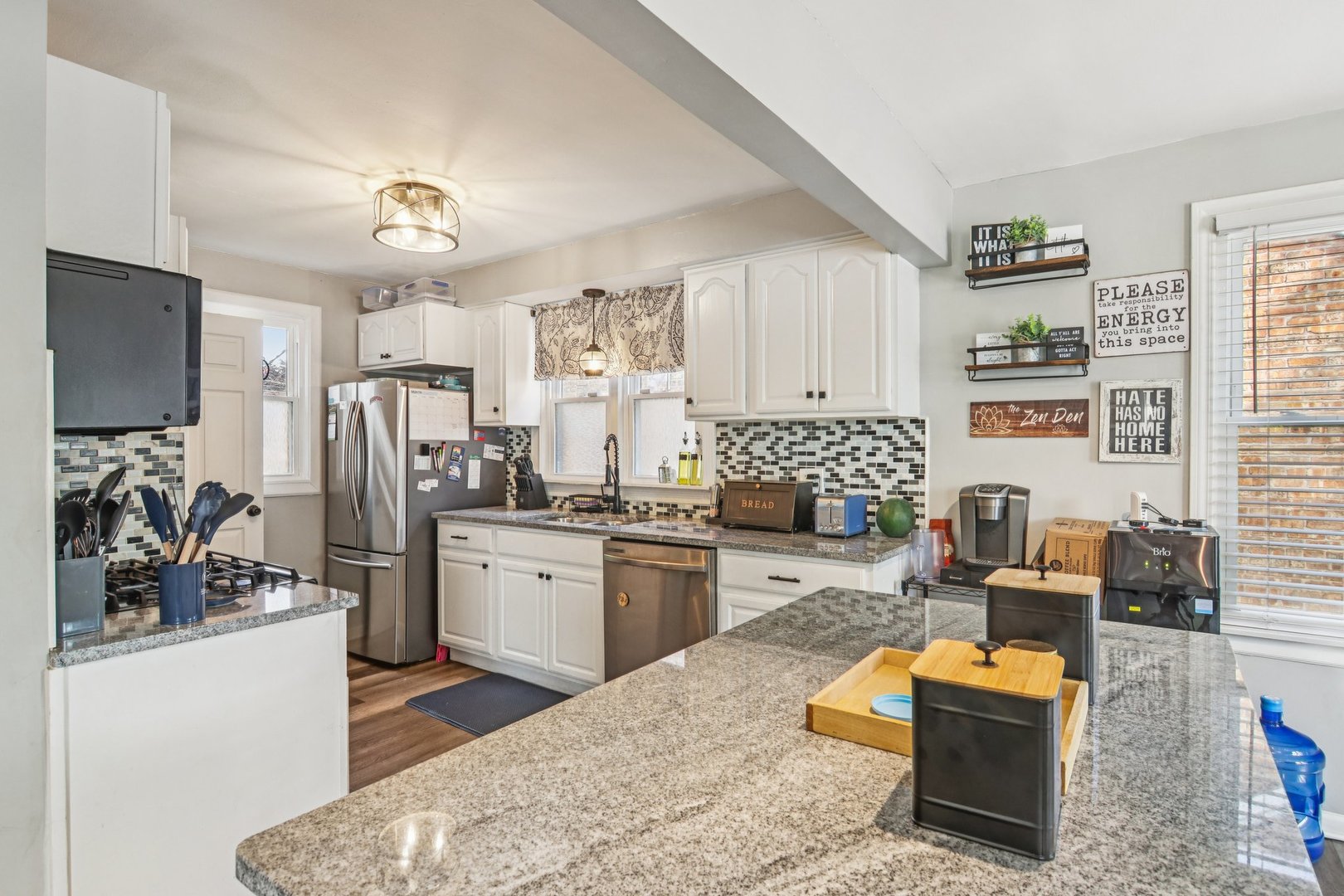9258 S Albany Avenue, Evergreen Park, IL 60805