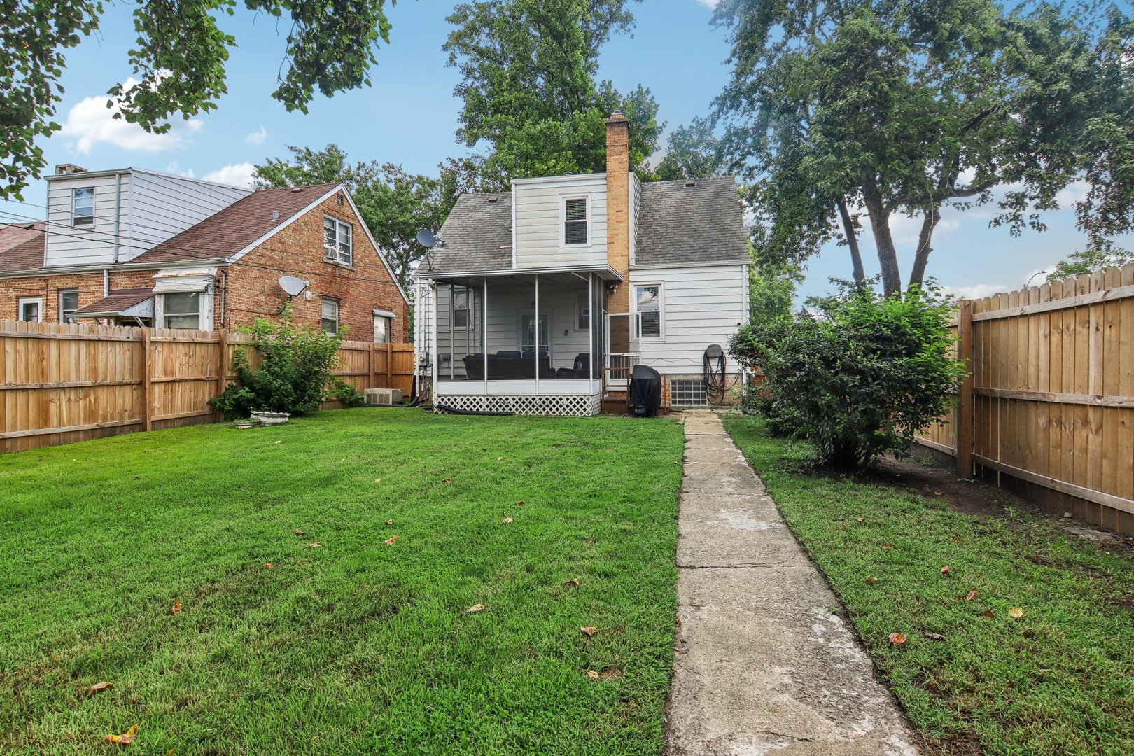 9258 S Albany Avenue, Evergreen Park, IL 60805