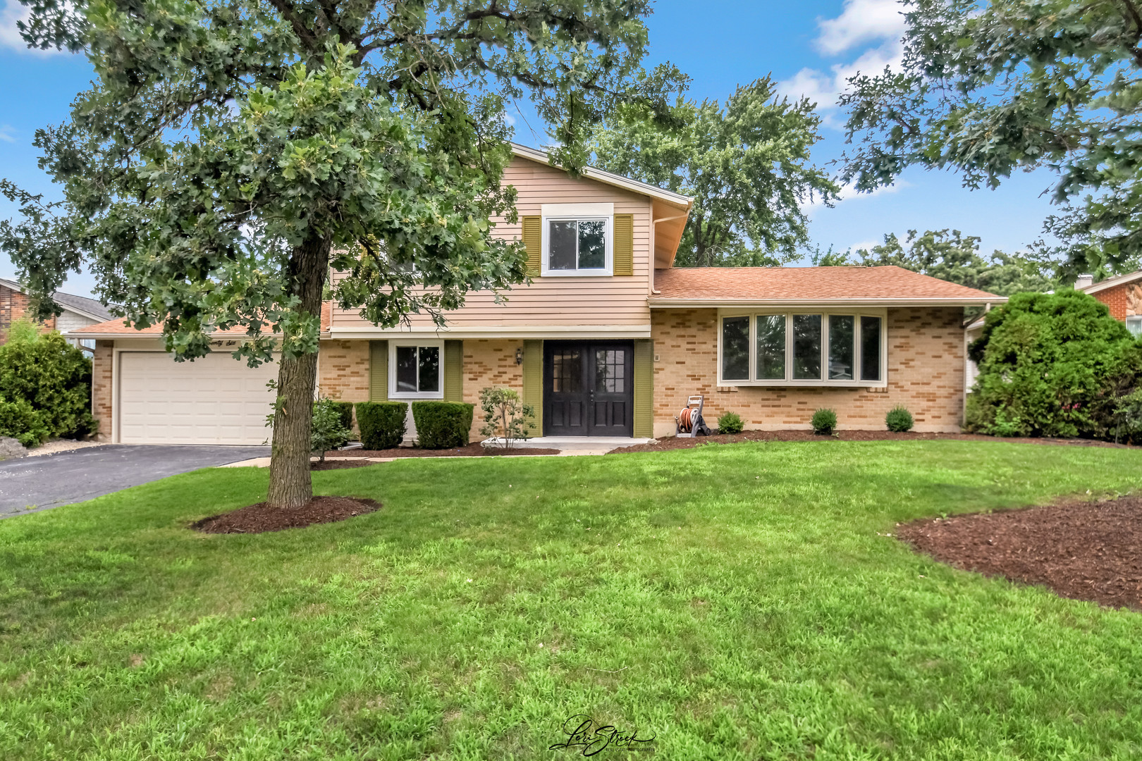 626 Derbyshire Lane, Bolingbrook, IL 60440