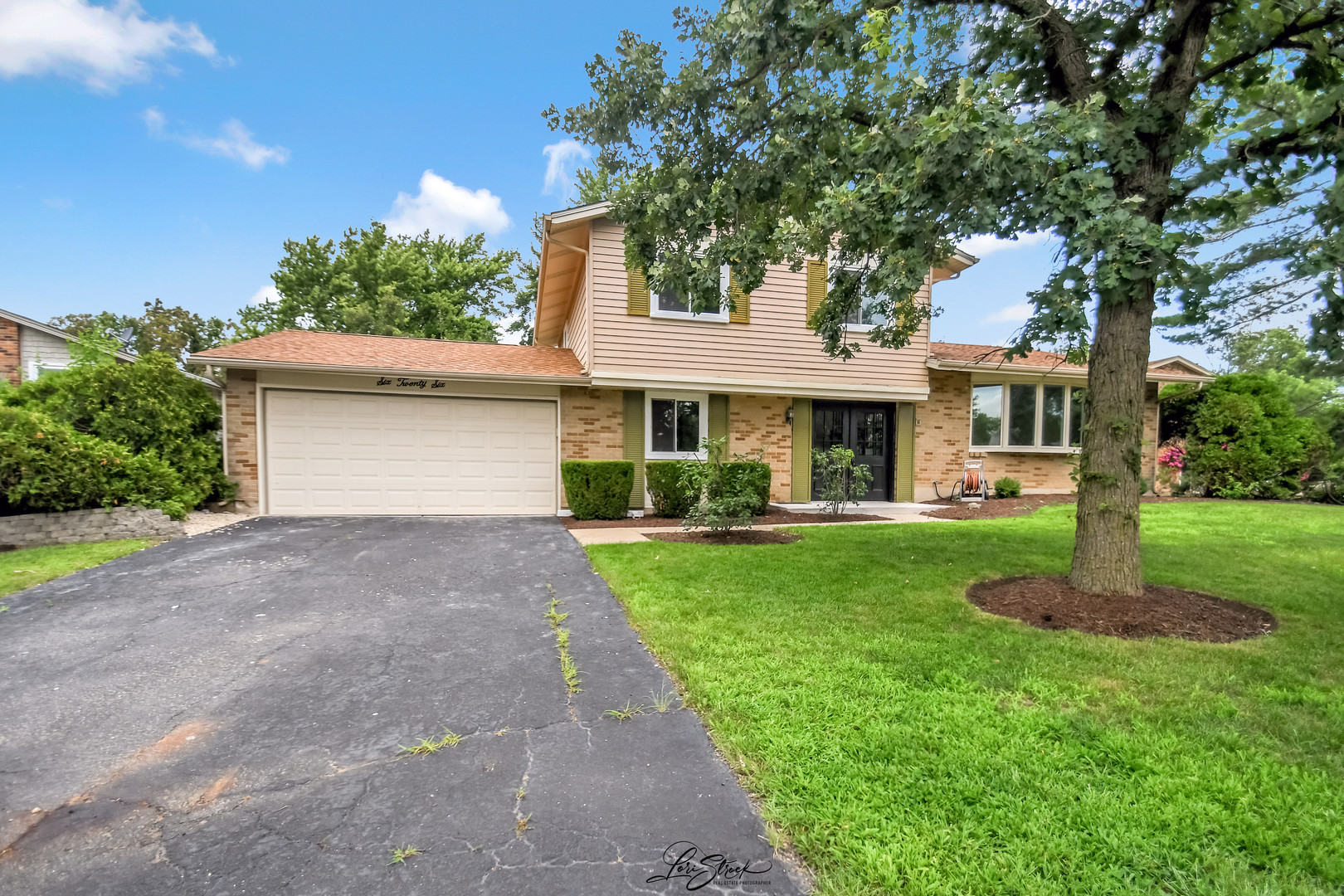 626 Derbyshire Lane, Bolingbrook, IL 60440