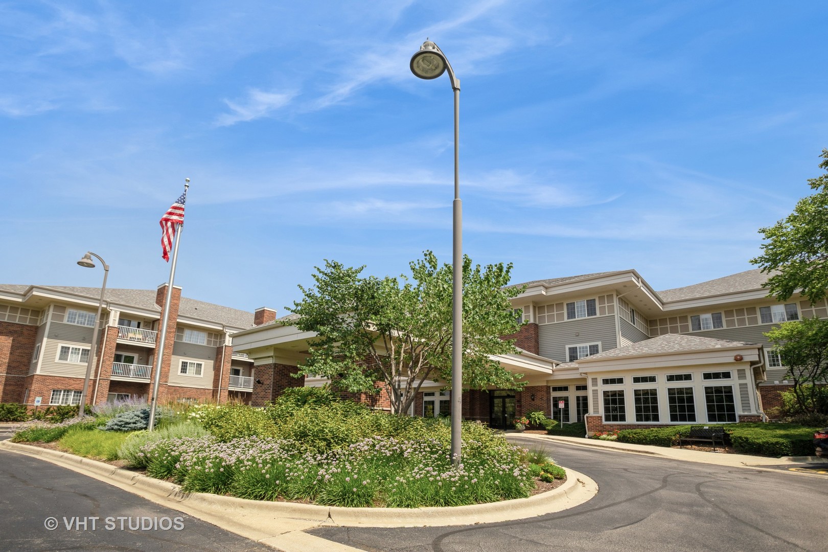 801 N McLean Boulevard #224, Elgin, IL 60123