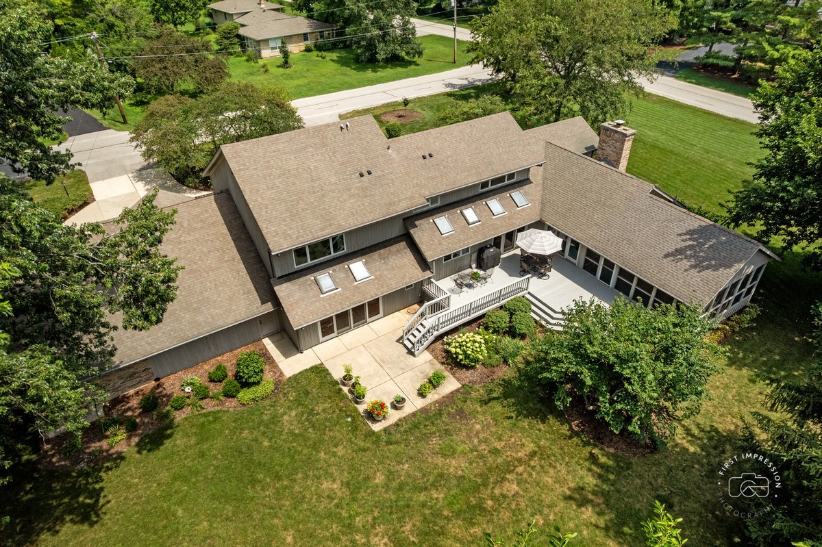 27W641 North Lane, Naperville, IL 60540