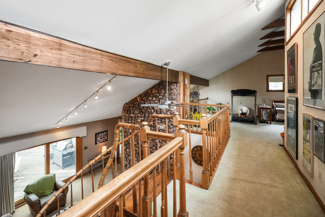 42W697 Bridle Court, St. Charles, IL 60175