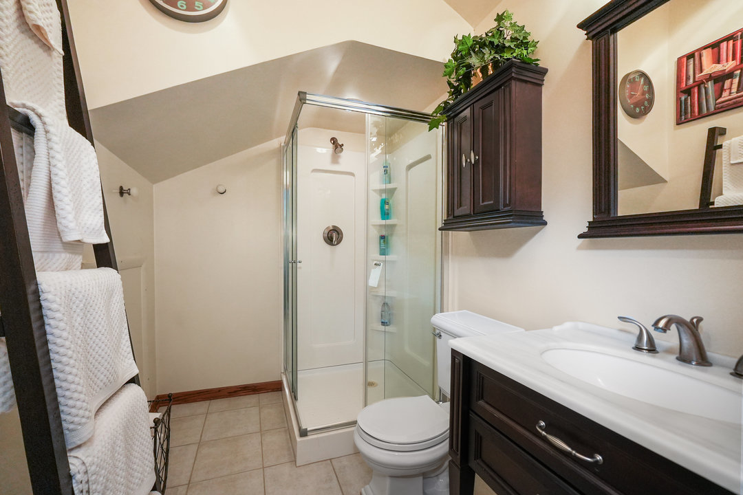 42W697 Bridle Court, St. Charles, IL 60175
